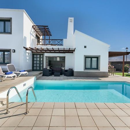Villas Camelot By Escape Home Playa Blanca  Exteriér fotografie